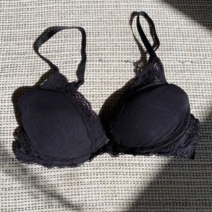 Natori Feathers Black Bra Size 32C